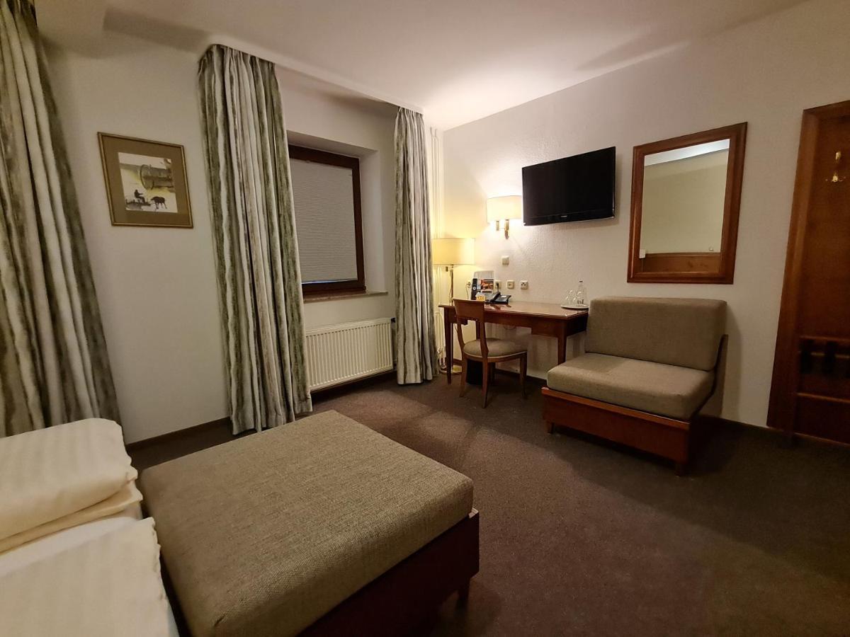 Hotel Waldquelle - Baumhaushotel Aerzen Luaran gambar