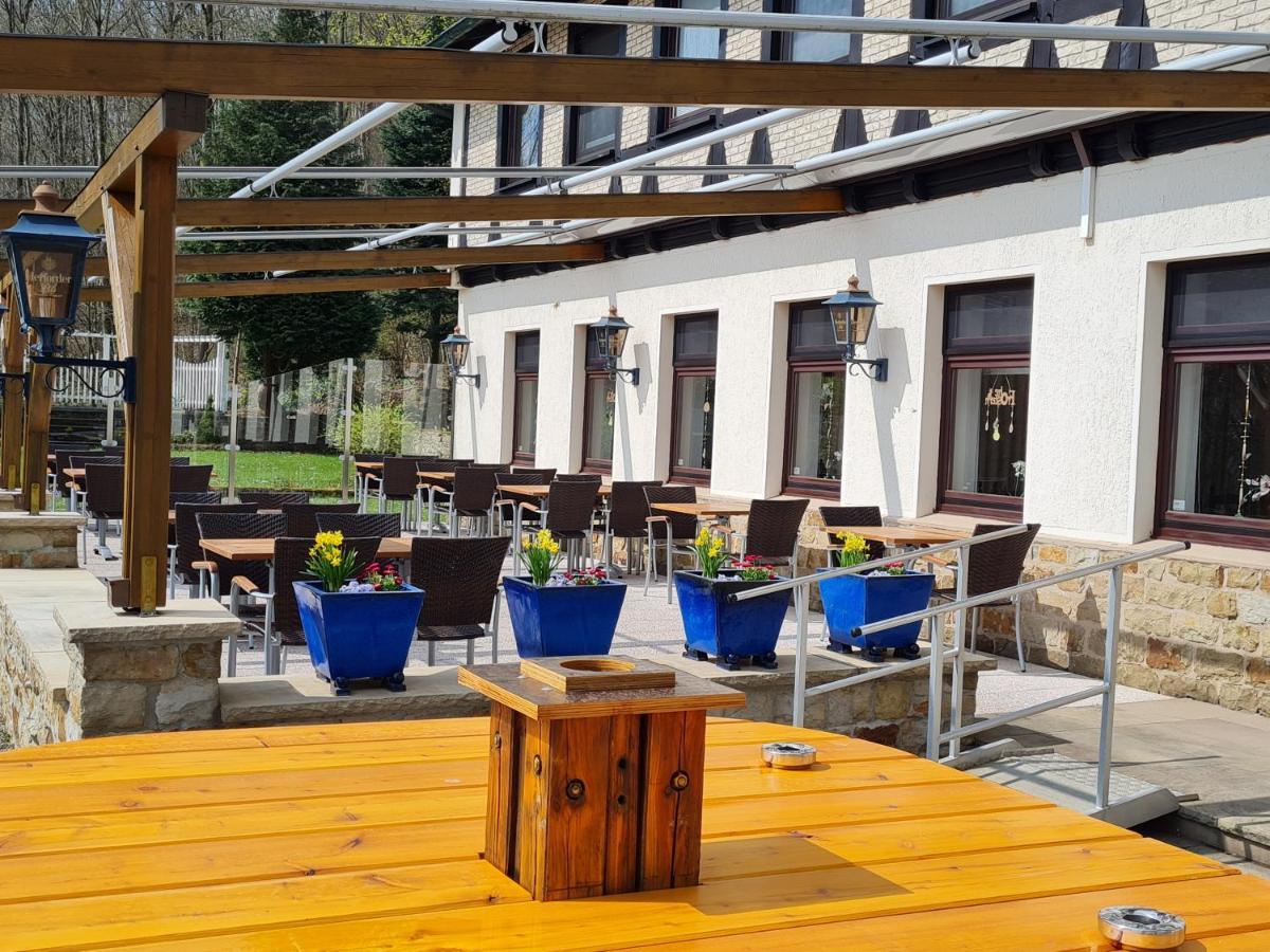 Hotel Waldquelle - Baumhaushotel Aerzen Luaran gambar