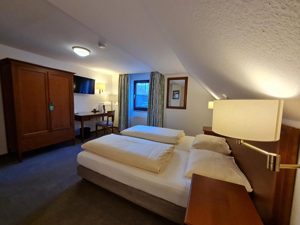 Hotel Waldquelle - Baumhaushotel Aerzen Luaran gambar