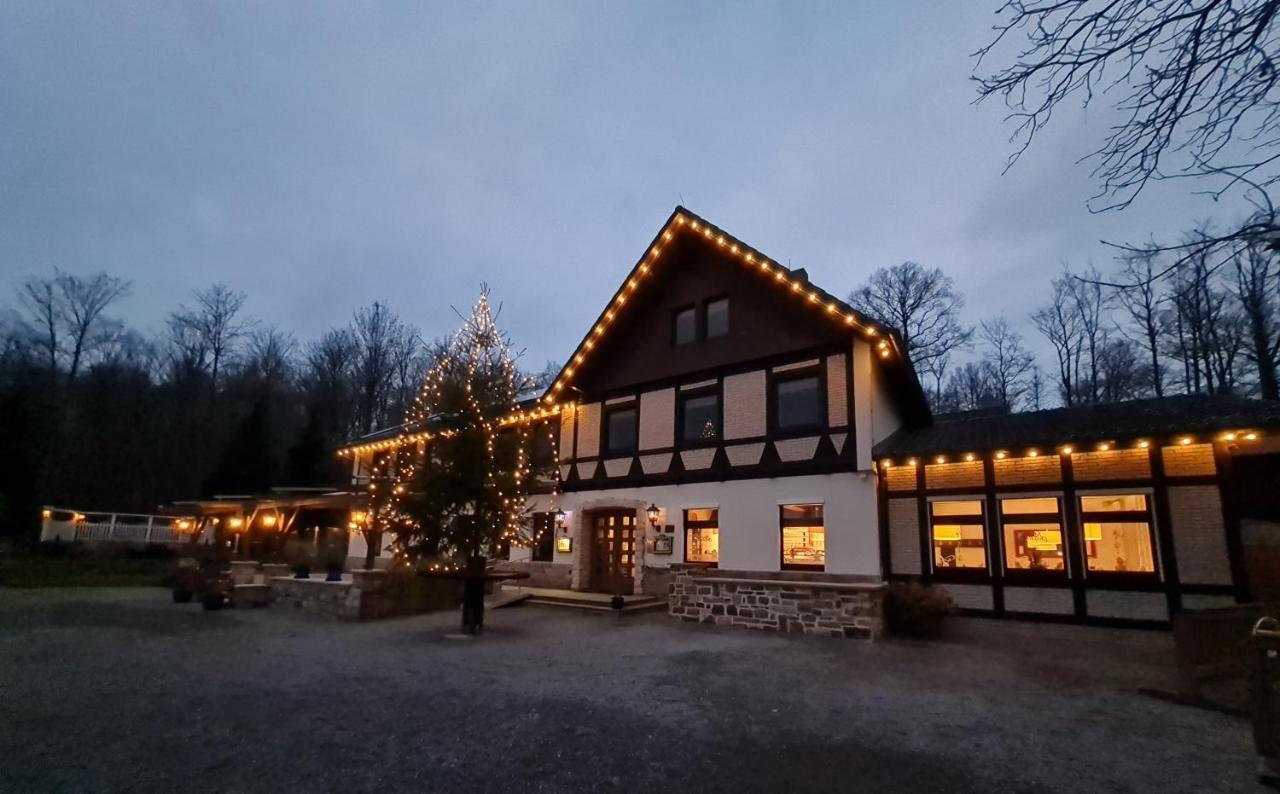 Hotel Waldquelle - Baumhaushotel Aerzen Luaran gambar